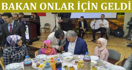 BAKAN ONLARIN İÇİN GELDİ