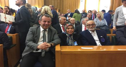 Bolu'da ki arsalarını partiye bağışladılar 