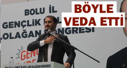  BÖYLE VEDA ETTİ