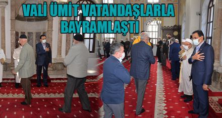 ÜMİT VATANDAŞLARLA BAYRAMLAŞTI