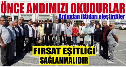 ANDIMIZI OKUYARAK İKTİDARI ELEŞTİRDİLER 