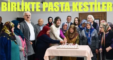 ÖNCE ŞEHİT ANNELERİNE ARDINDAN ONLARA GİTTİLER