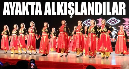 Ayakta alkışlandılar 
