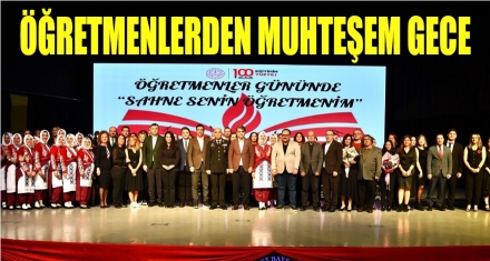 Sahne Senin Öğretmenim